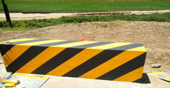 黑黄警示标水漆施工 黑黄警示标水漆施工