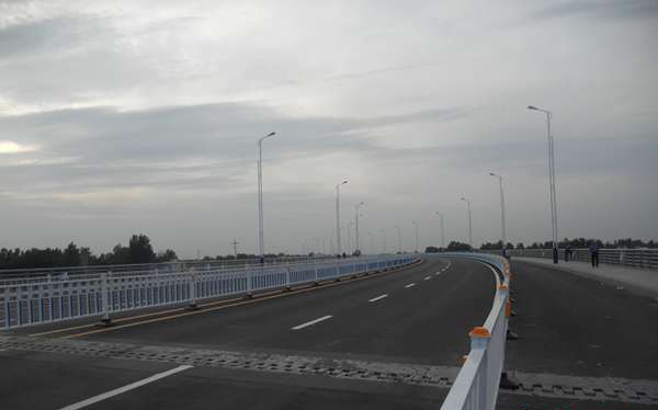 邓州市三贤路跨湍河大桥伸缩装置工程